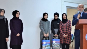 Başkan Öztürk'ten Hafızlara Ödül 