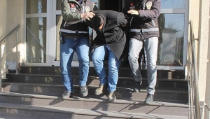 Cep Telefonu Hırsızları Yakalandı