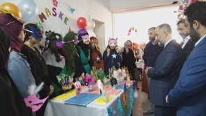 Çocuk Gelişim Bölümü Öğrencilerinin Sergisi Düzenlendi