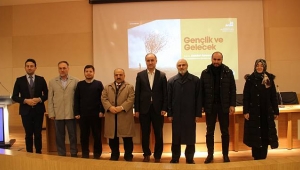 Gençlik ve Gelecek Konuşuldu