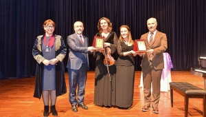 SAÜ'de Klasik Müzik Resitali Düzenlendi