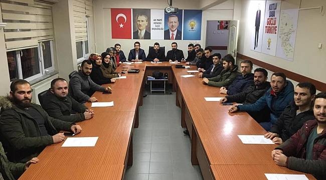 Yemen Yardım Bekliyor