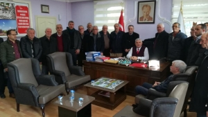 Keser'in Adaylığı Sonrasında Vatandaş Belediyeye Akın Etti