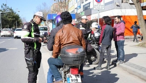 Kurallara Uymayan Motosikletler Otoparka Çekildi