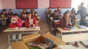 Kütüphanesiz Okul İstemiyoruz