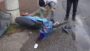 Otomobil ile Motosiklet Çarpıştı! 1 Yaralı