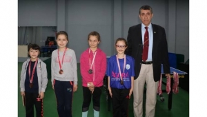 Raketlerin Madalya Sevinci