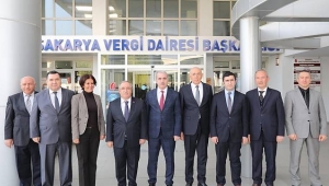 Vali Nayir İade-i Ziyaretlere Devam Ediyor