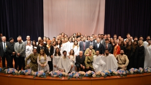 Bu Topraklar İçin Sahnelendi