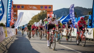 Büyükşehir'den Bisiklette Çifte Zafer