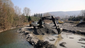 Gölü Besleyen Kurtköy Deresi Islah Ediliyor