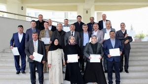 Karakullukçu Mazbatasını Aldı