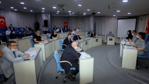 Adapazarı Meclisi’nde Komisyon ve Encümen Üyeleri Seçildi