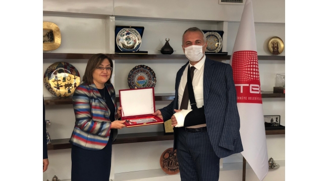 Başkan Babaoğlu Hibe Aracı Teslim Aldı