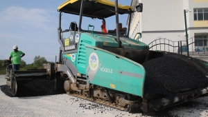 Büyükşehir Asfalt Ekipleri Karasu’da