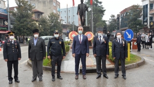GAZİ MUSTAFA KEMAL ATATÜRK HENDEK'TE TÖRENLE ANILDI