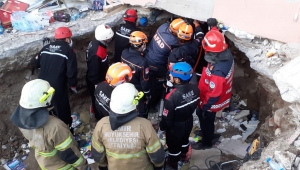 SAKE DEPREM BÖLGESİNDE
