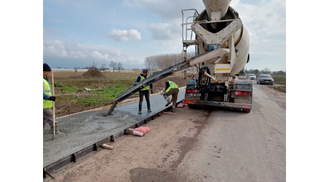 Kırsal mahallelere beton kaldırım