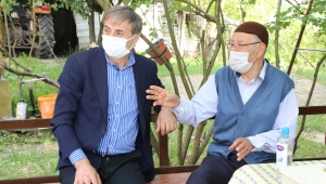 Şehit Aileleriyle Bayramlaştılar