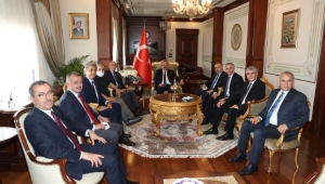 “Cumhurbaşkanımızın önderliğinde milletimize durmadan hizmet edeceğiz”