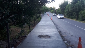 Mahmudiye’de beton yaya yolu çalışması tamamlandı