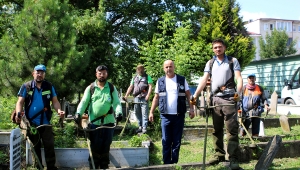 Mezarlıklar Kurban Bayramı’na hazır