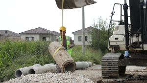 Büyükşehir Belediyesi Güçlü Altyapı Ağını Genişletmeye Devam Ediyor