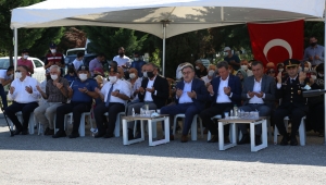 Depremde Hayatını Kaybedenler Serdivan'da Anıldı