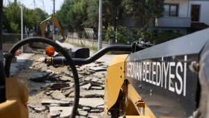 Otuzikievler’de Sokakları Yenileme Çalışmaları Devam Ediyor