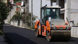 Serdivan’da Asfalt Çalışmaları Aralıksız Devam Ediyor