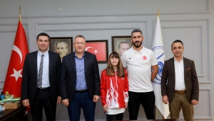Madalyalarıyla Başkan Işıksu’yu Ziyaret Ettiler