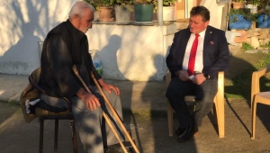 Başkan Gündoğdu, Yaşlı Vatandaşları Yalnız Bırakmıyor