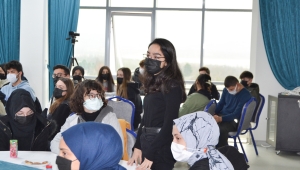 Başkan Özen Gençlik Buluşmalarına Devam Ediyor