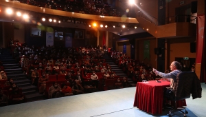 “Bize Düşen İnsanı Savunmaktır”