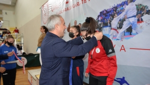 Heyecan Dolu Turnuvada İlk Gün Tamamlandı