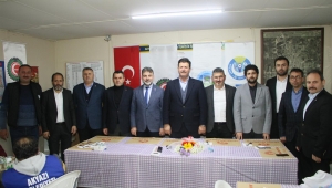 Akyazı Belediyesi’nde Sözleşme Sevinci
