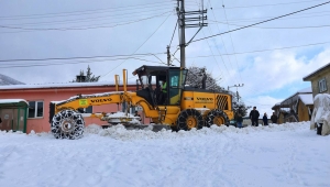 Büyükşehir Şehrin Merkezinden En Uzak Noktasına Kadar Müdahalelerini Sürdürüyor