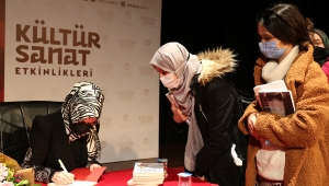 “Çocukluğumuzdan Kalma Birikmiş Duygular Var”