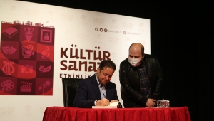 “Hz. Peygamberin Ahlakı Hz. Musa’nın Asası Gibidir”