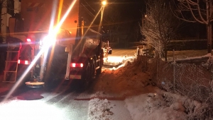 Sapanca’da Kar Ekipleri Aralıksız Çalışıyor