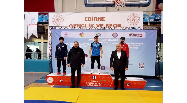 Büyükşehir’in Sporcuları Başarıdan Başarıya Koşuyor