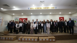 Başkan Soykan’dan 2 Bin Kitap