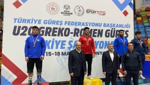 Büyükşehir Sporcuları Türkiye Güreş Şampiyonası’ndan Madalya İle Döndü