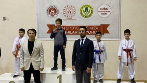 Hendekli Karateciler Şov Yaptı