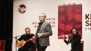Ömer Karaoğlu Ezgileriyle Yüreklere Dokundu