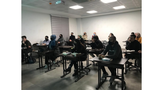 Serdivan’da Selçuklular’ın Devlet Anlayışı Konuşuldu