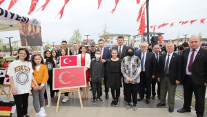 Akyazı’da 23 Nisan Coşku İle Kutlandı