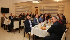 Serdivan Belediye Meclisi İftarda Buluştu