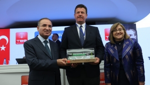 Akyazı Belediyesi’ne ‘Yeşil Şehir’ Ödülü