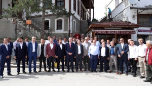 “Bayramlar kardeşliğimizi pekiştiren çok özel zamanlardır”
